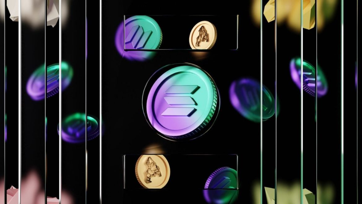 Solana and Cardano: Solana dropped to Friday’s support