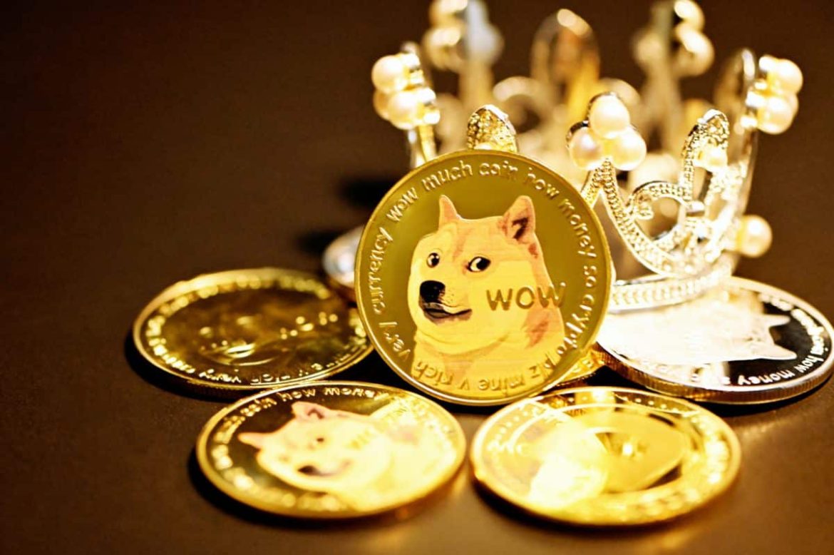 Dogecoin slipped to new weekly support this morning
